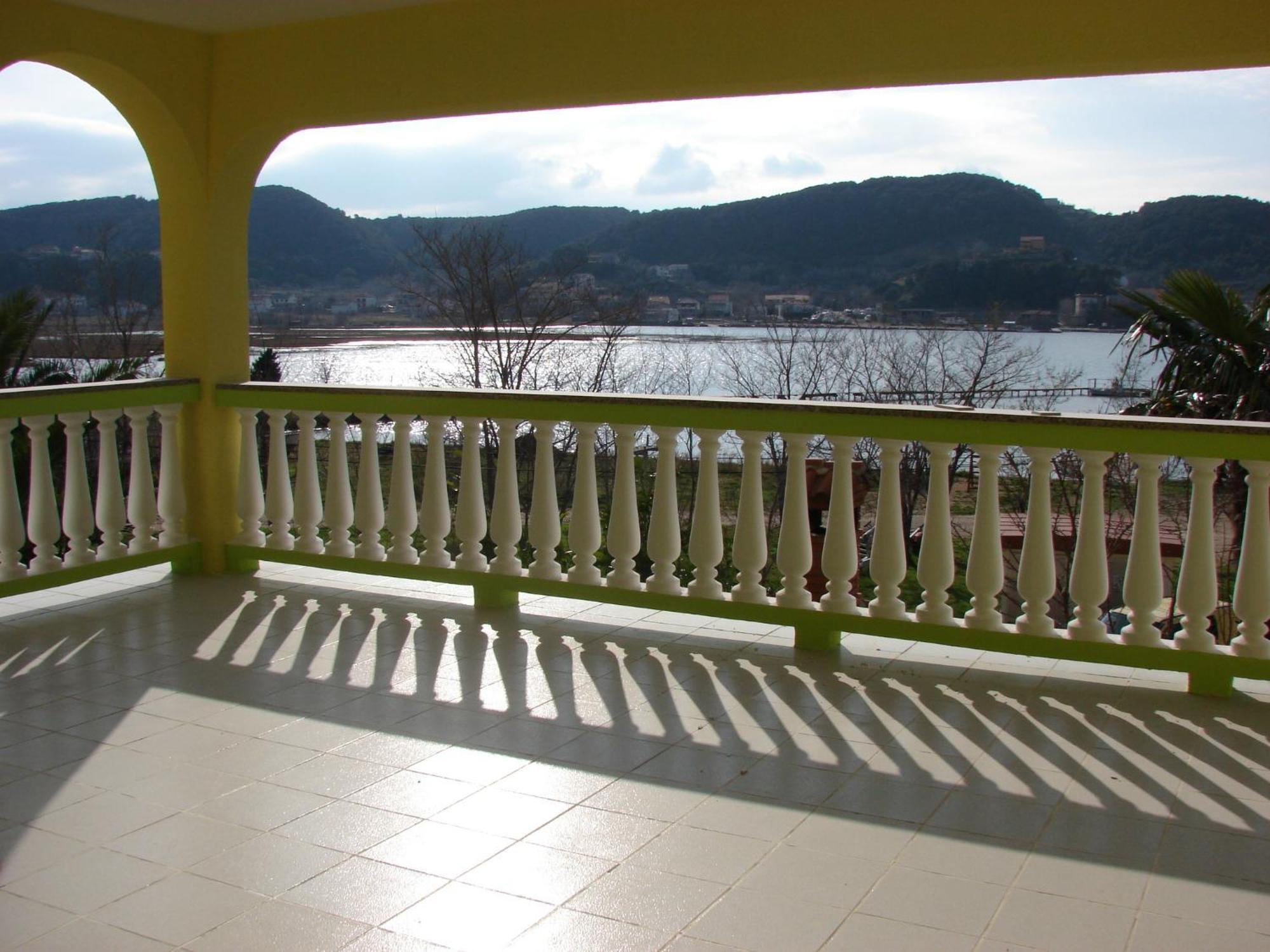 Apartments Slavko Supetarska Draga Rom bilde