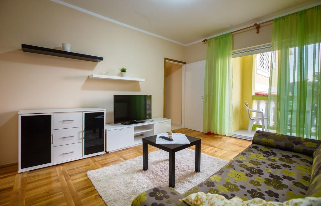 Apartments Slavko Supetarska Draga Eksteriør bilde